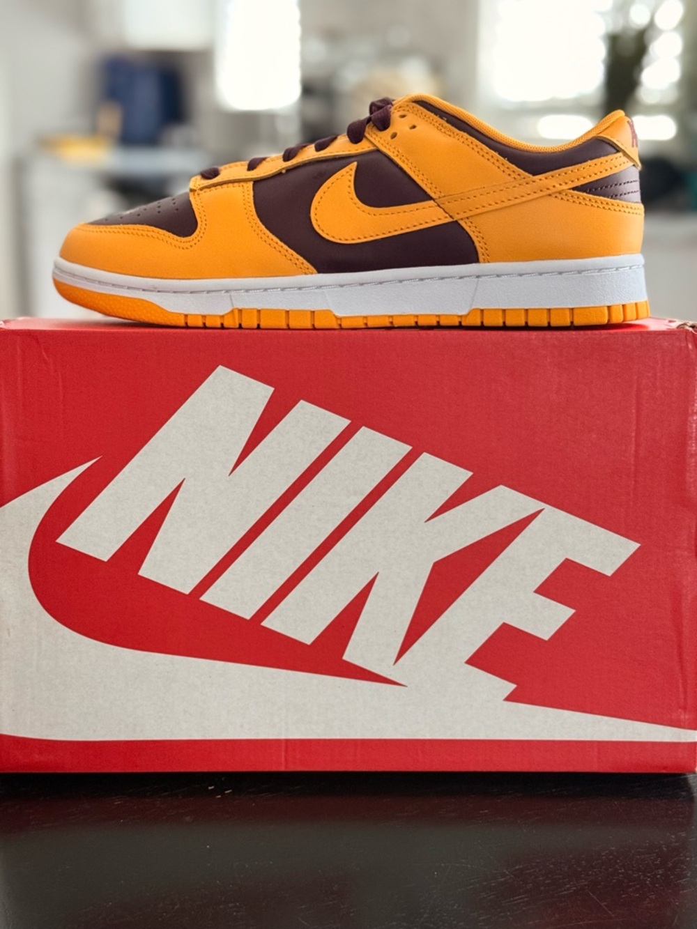 Nike DUNK LOW RETRO Low-Top Sneaker in University Gold